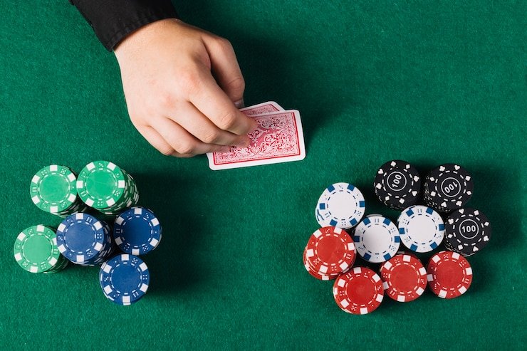 Bagan tingkat loyalitas ligadewa138 menampilkan manfaat progresif dari Member hingga Diamond